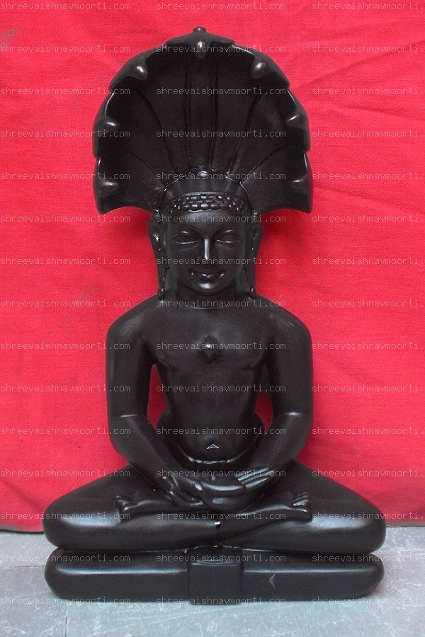 Jain Buddha Marble Moorti
